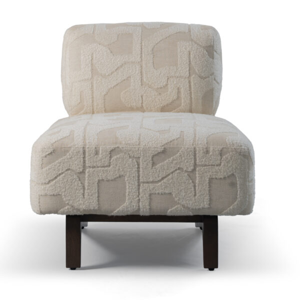 Inclined Profile Chair