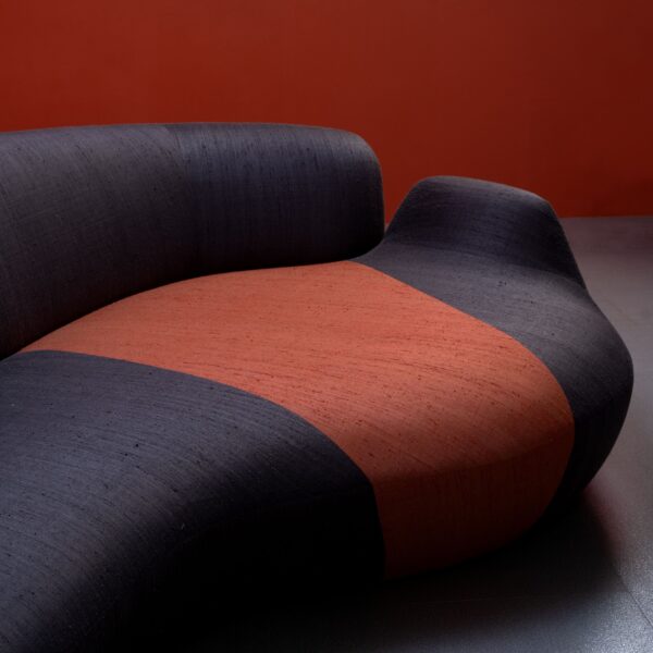 Contour sofa